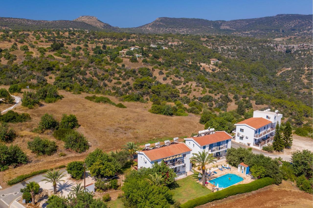 Socrates Apartments Polis Exterior foto
